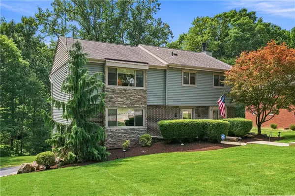 1364 Hillsdale Drive, Monroeville, PA 15146