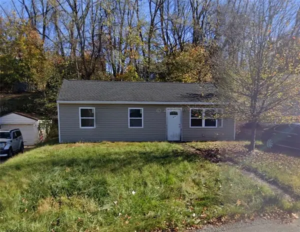 422 W Carter Dr, North Versailles, PA 15137