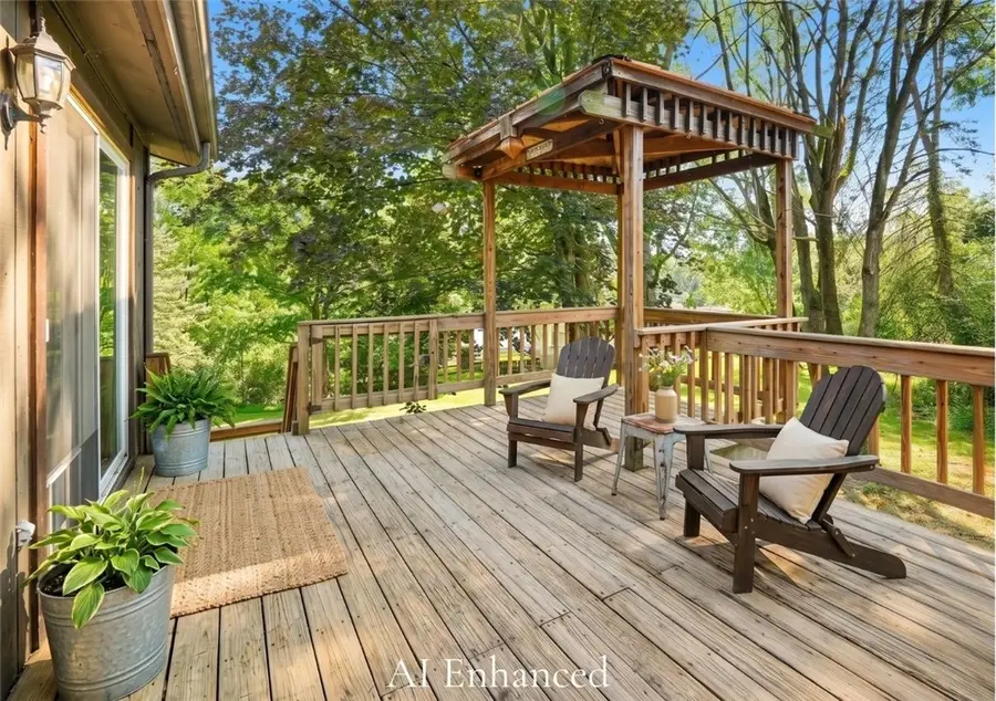 204 Ohioview St, Aliquippa, PA 15001 - #3