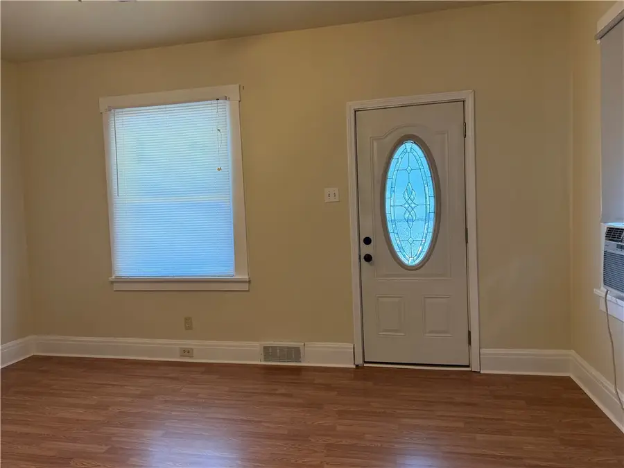 106 Cottrell Ave, Jeannette, PA 15644 - #2