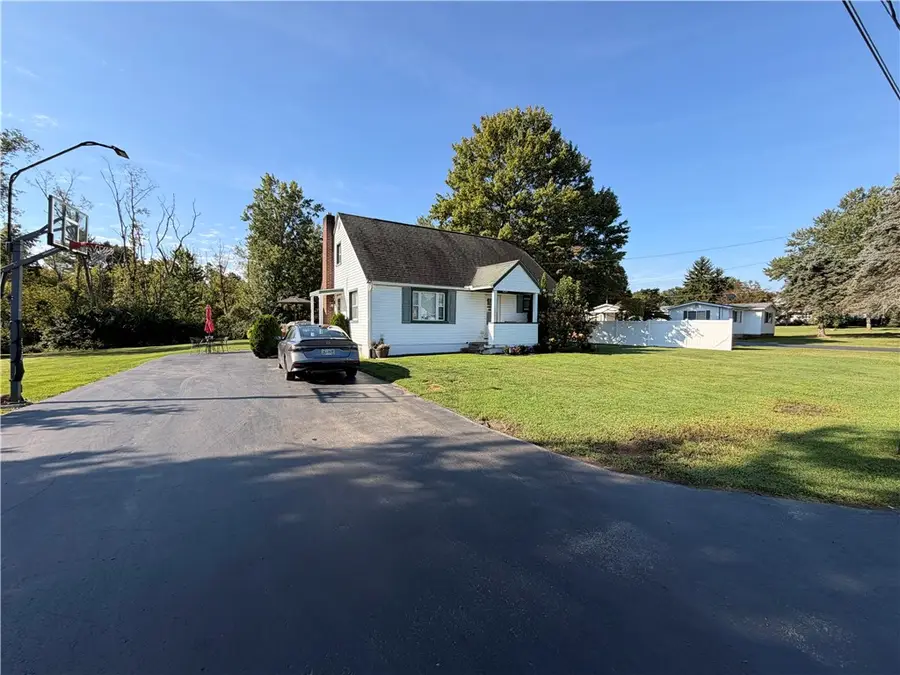 1407 Cameron Ave, New Castle, PA 16101 - #2