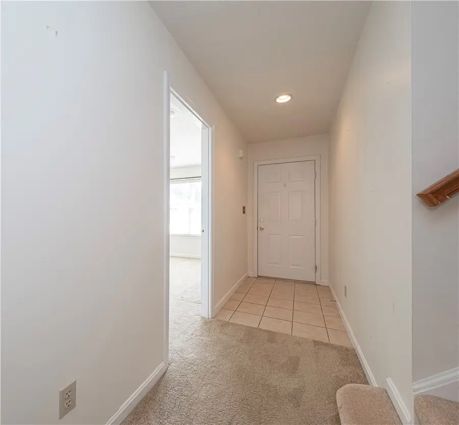 1002 Trail Side Ct, Jeannette, PA 15644 - #2