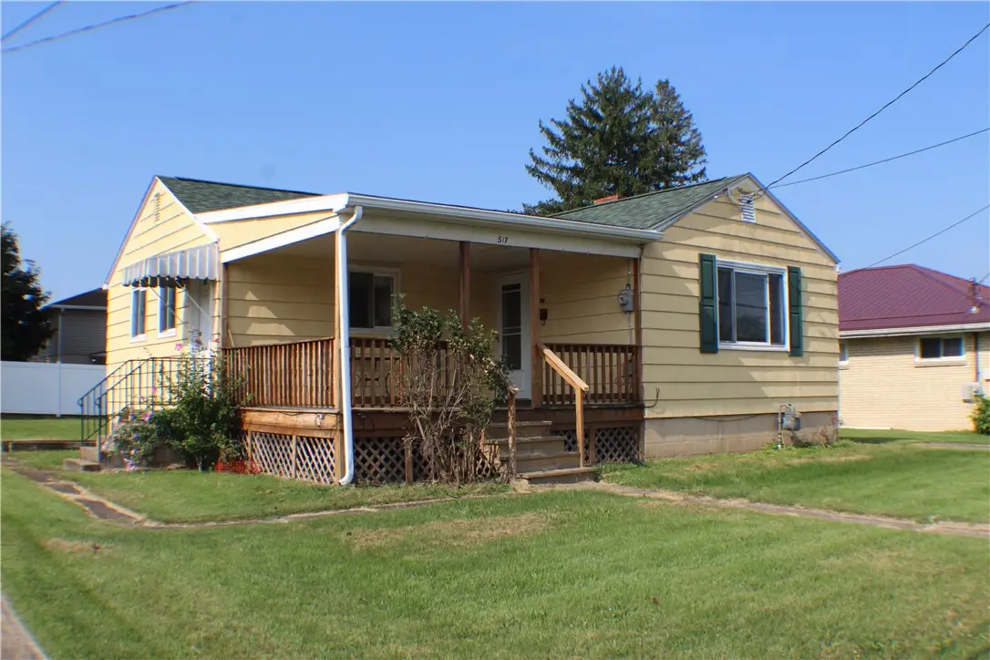 517 Charles St, Charleroi, PA 15022 - #1