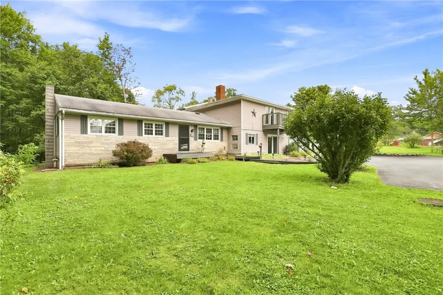 204 Stepping Stone, Somerset, PA 15501 - #2