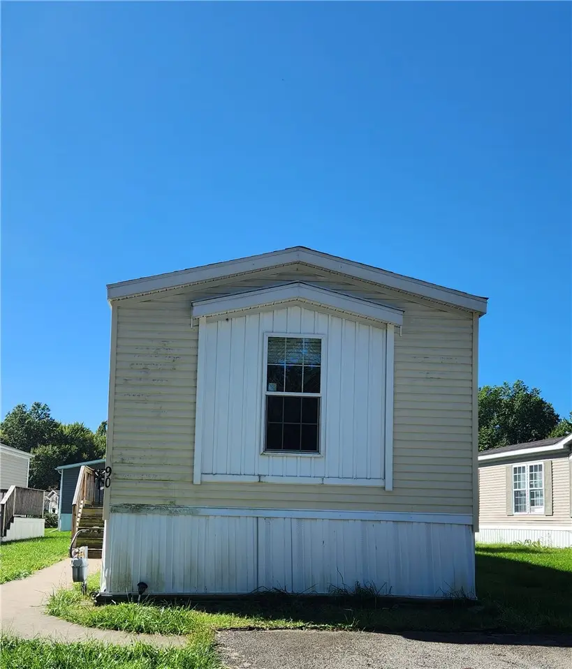 7224 W Market St, Mercer, PA 16137 - #1