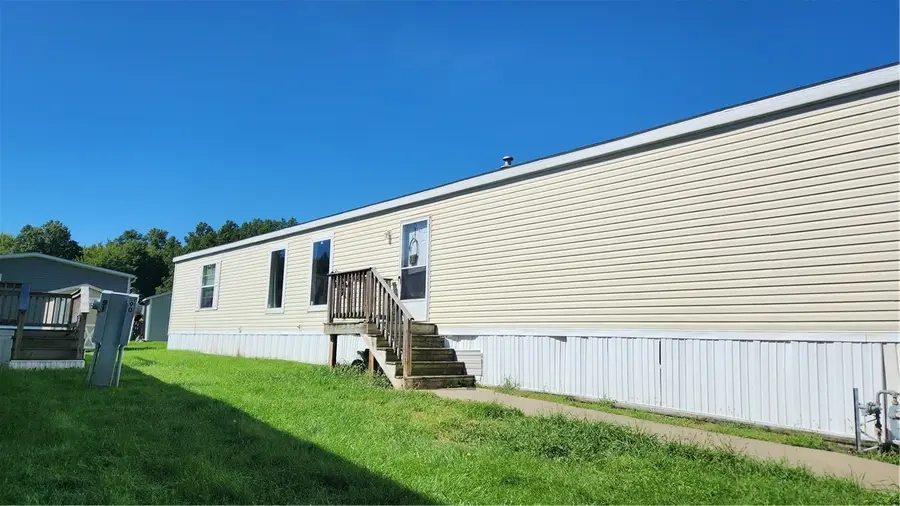 7224 W Market St, Mercer, PA 16137 - #2