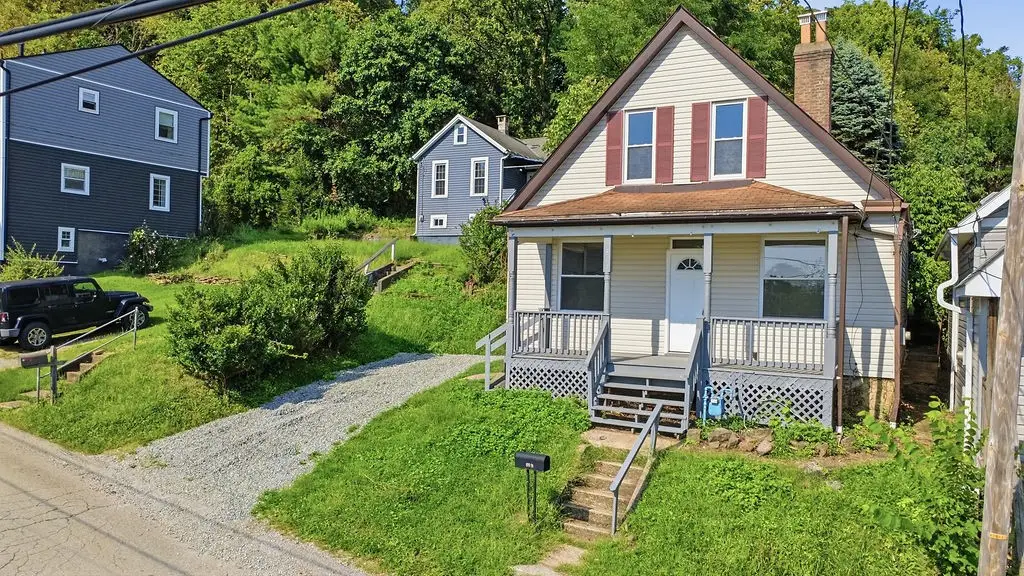 807 Maple Dr, White Oak, PA 15131 - #1