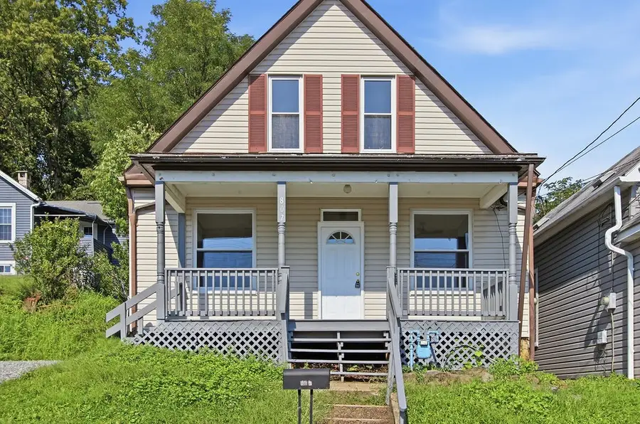 807 Maple Dr, White Oak, PA 15131 - #3