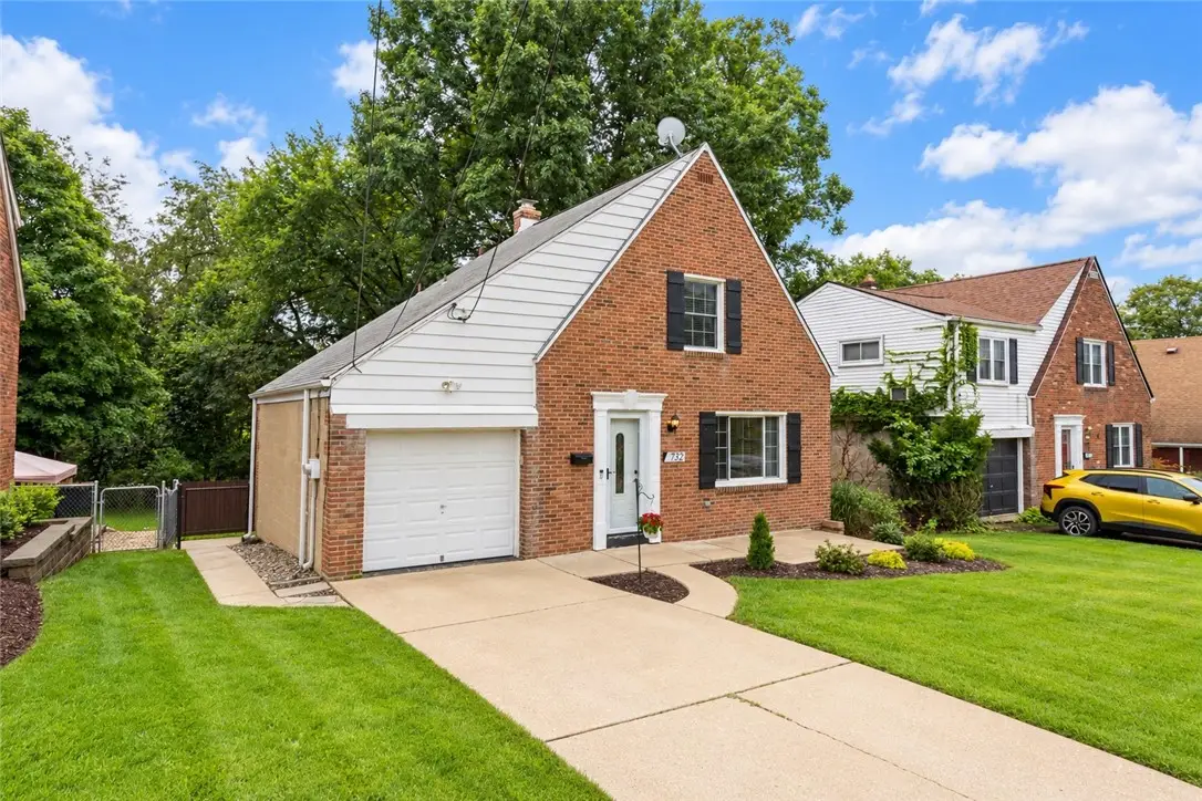 732 Highview Rd, Pittsburgh, PA 15234 - #1