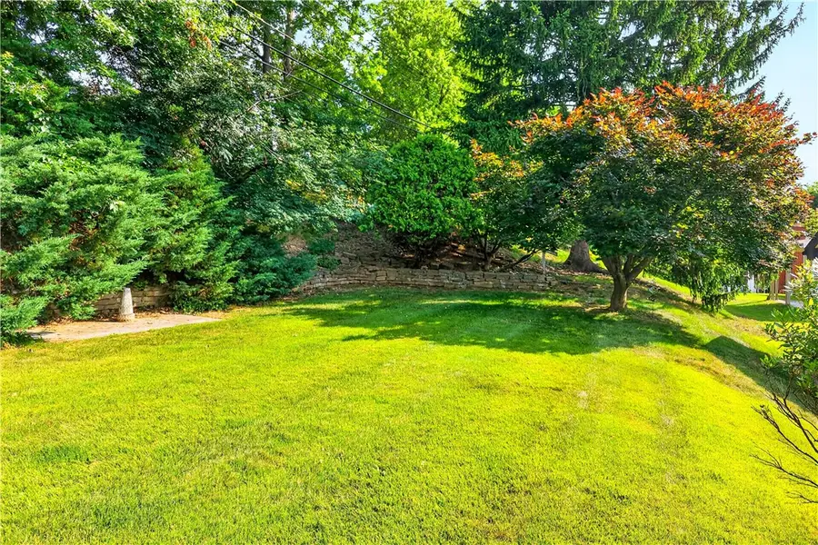 5032 Azalea Dr, Pittsburgh, PA 15236 - #3