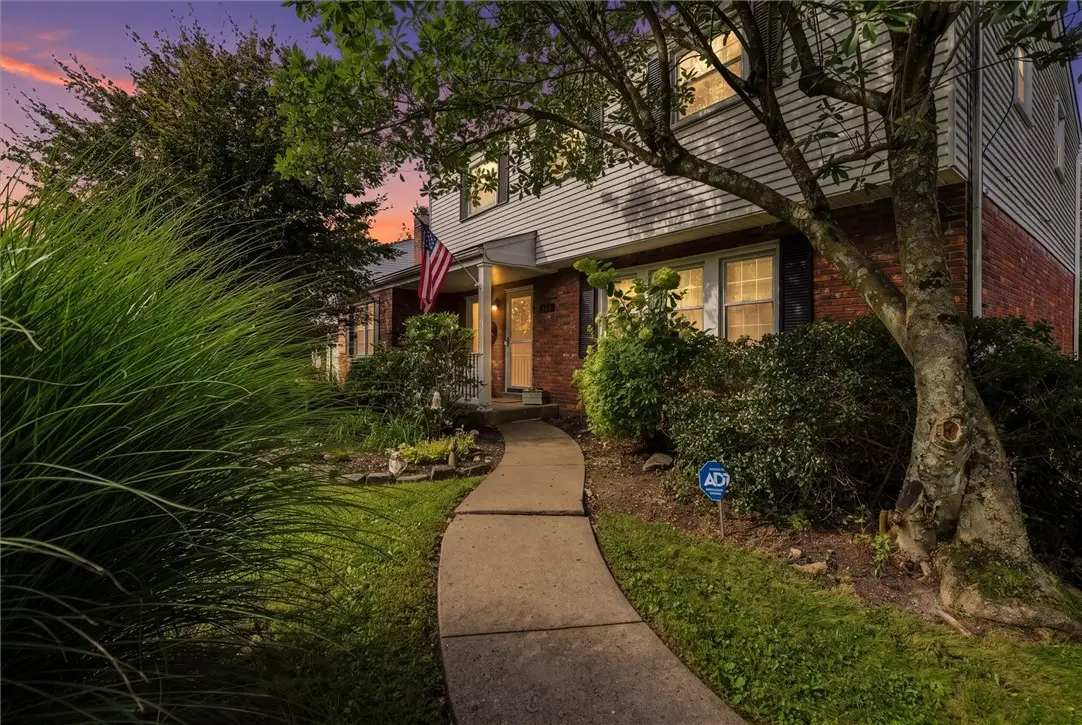 142 Kelvington Dr, Monroeville, PA 15146 - #1