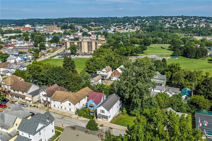 201 Hickory St, Butler, PA 16001 - #3