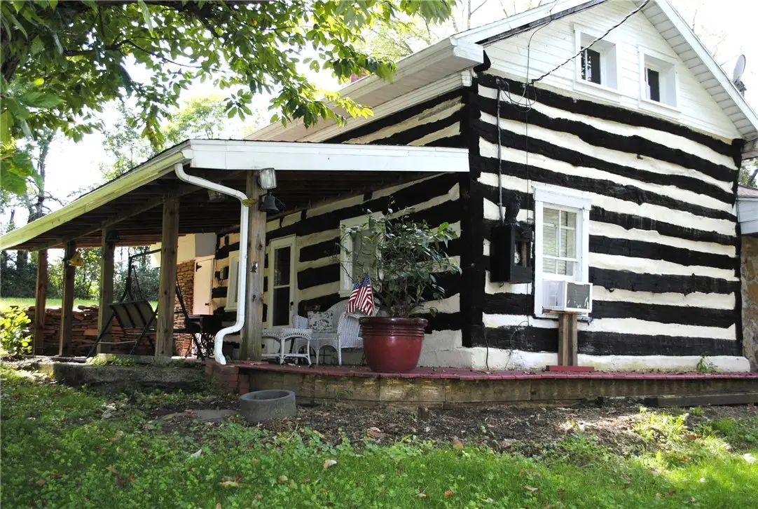 841 Pizza Barn Rd, Blairsville, PA 15717 - #1