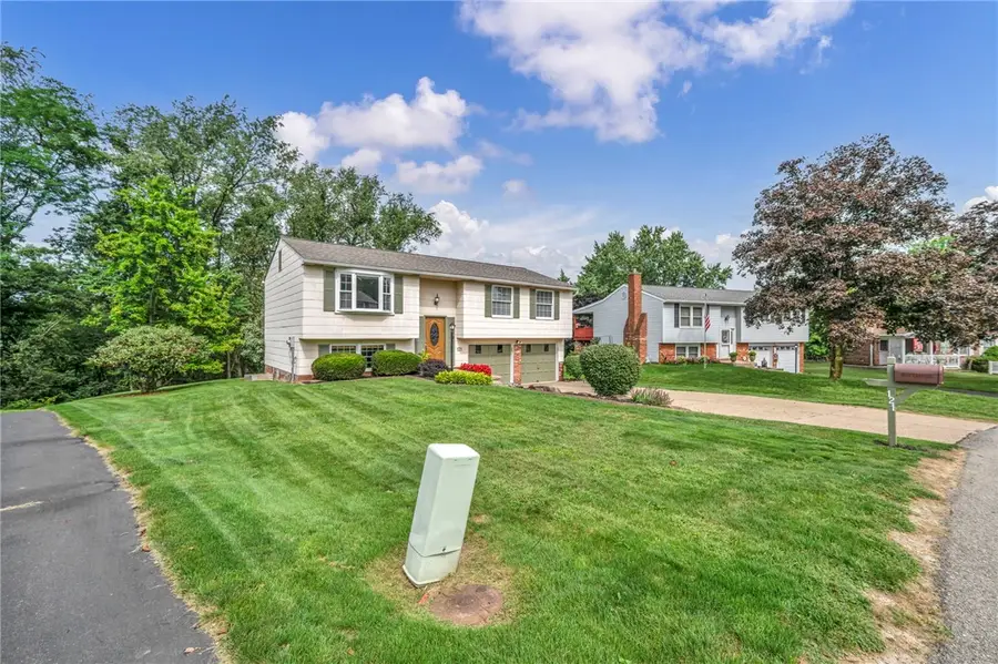 121 Pinehurst Dr, Freedom, PA 15042 - #3