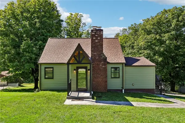 1890 Mickanin Rd, North Huntingdon, PA 15642