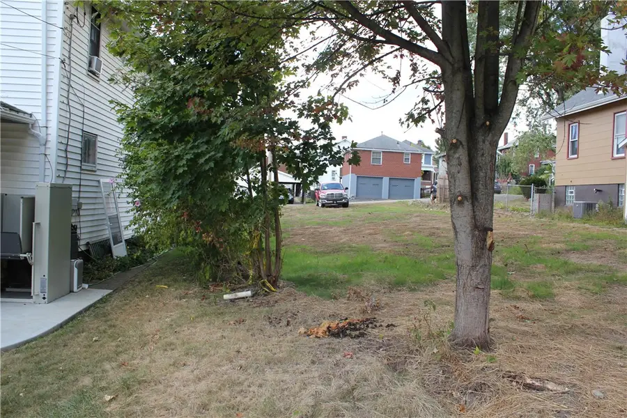 165 E Katherine Ave, Washington, PA 15301 - #3