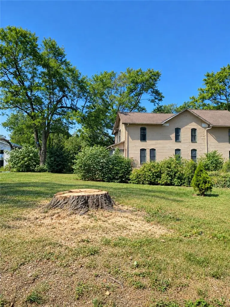 718 Fairview Rd, Petrolia, PA 16050 - #1