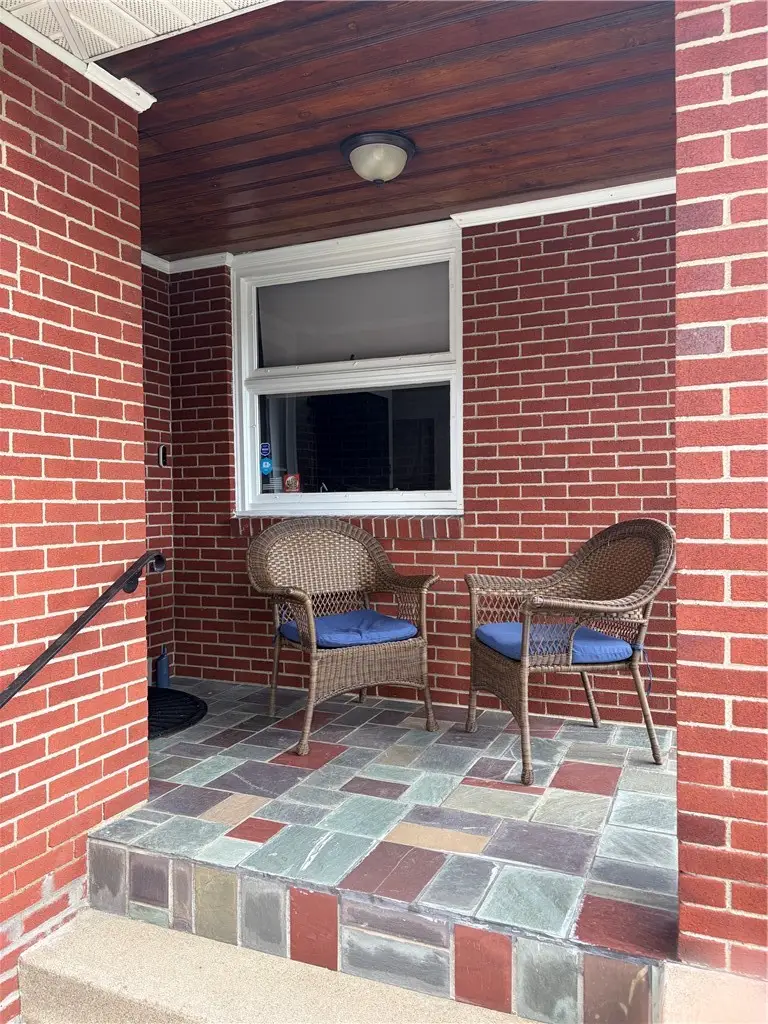 294 Hillcrest Cir, Pittsburgh, PA 15237 - #2