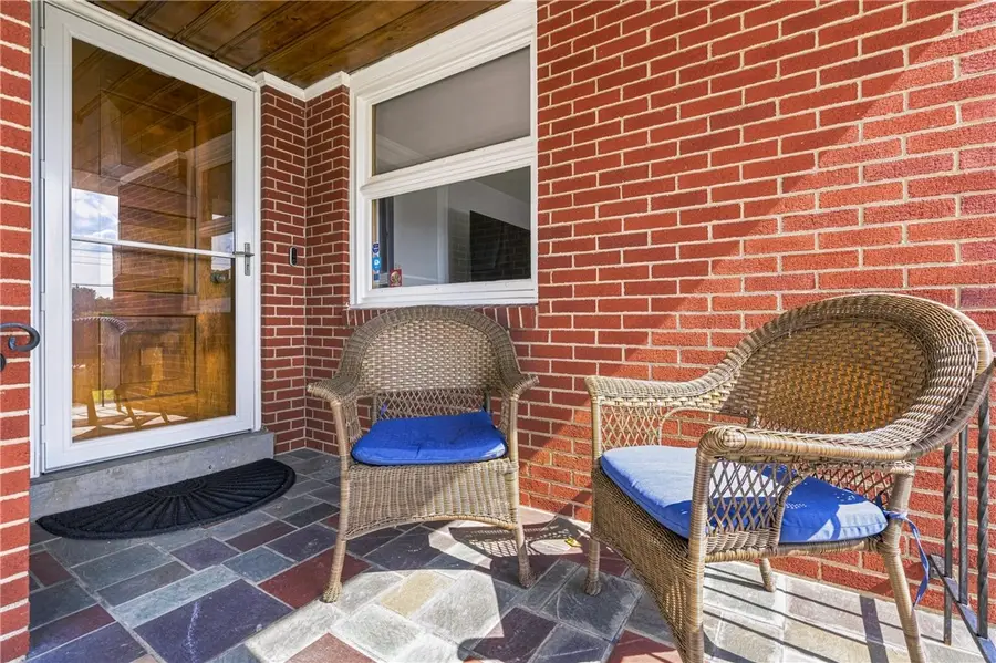 294 Hillcrest Cir, Pittsburgh, PA 15237 - #3
