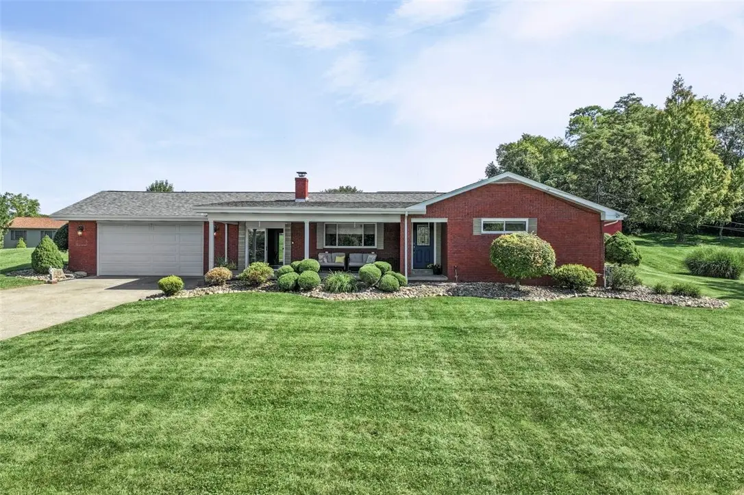 208 Mcchain Rd, Finleyville, PA 15332 - #1