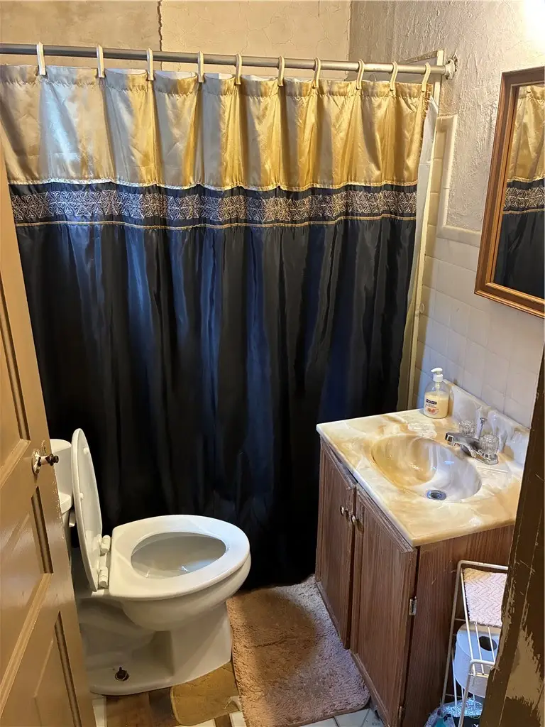 3228 West St, West Mifflin, PA 15122 - #3