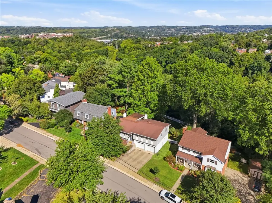 109 Dillon Dr, Pittsburgh, PA 15243 - #3