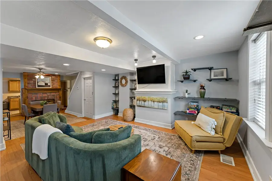 145 S 16th St, Pittsburgh, PA 15203 - #2