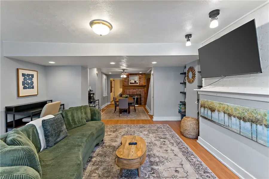 145 S 16th St, Pittsburgh, PA 15203 - #3