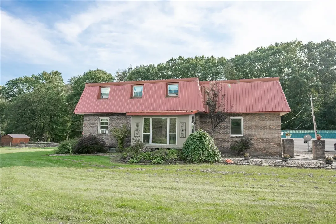 1512 Valley Rd, Cherry Tree, PA 15724 - #1