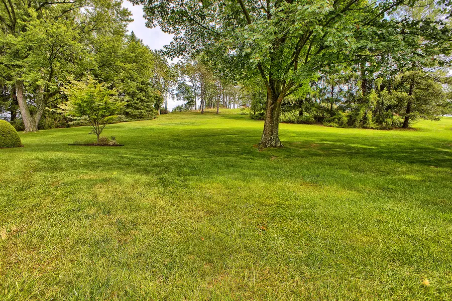 313 Patterson Lane, Rostraver Township, PA 15012 - #2