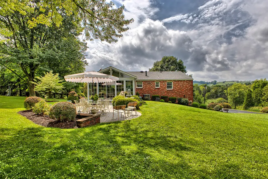 313 Patterson Lane, Rostraver Township, PA 15012 - #3