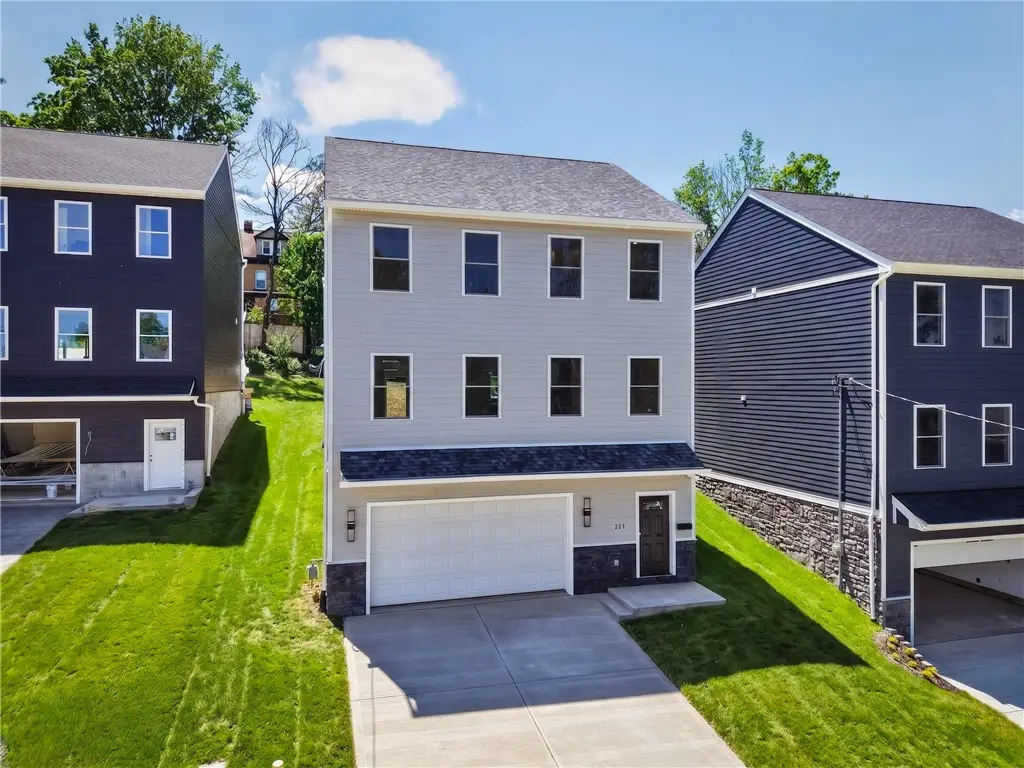 223 Wilbert St, Pittsburgh, PA 15211 - #1