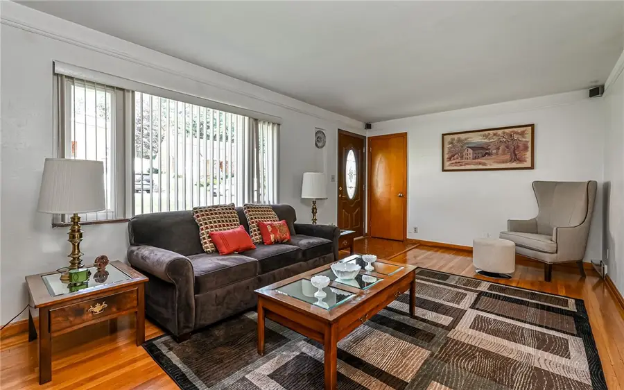 316 Bernice St, Pittsburgh, PA 15237 - #3