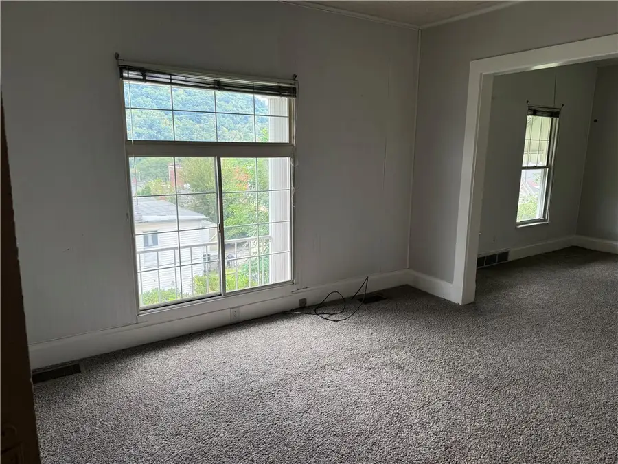 401 3rd St, Monongahela, PA 15063 - #3