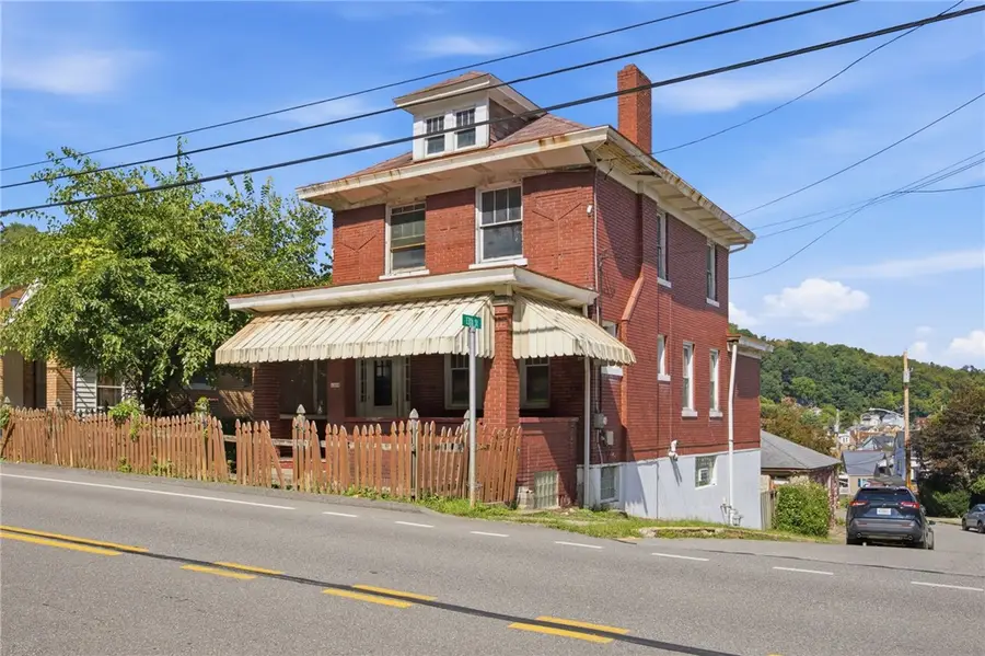 1300 Pine Hollow Rd, Stowe, PA 15136 - #3