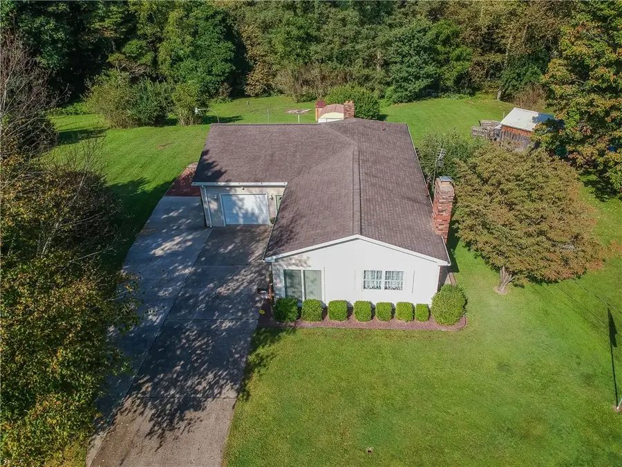 207 Charlemont Ave, West Pittsburg, PA 16160 - #2