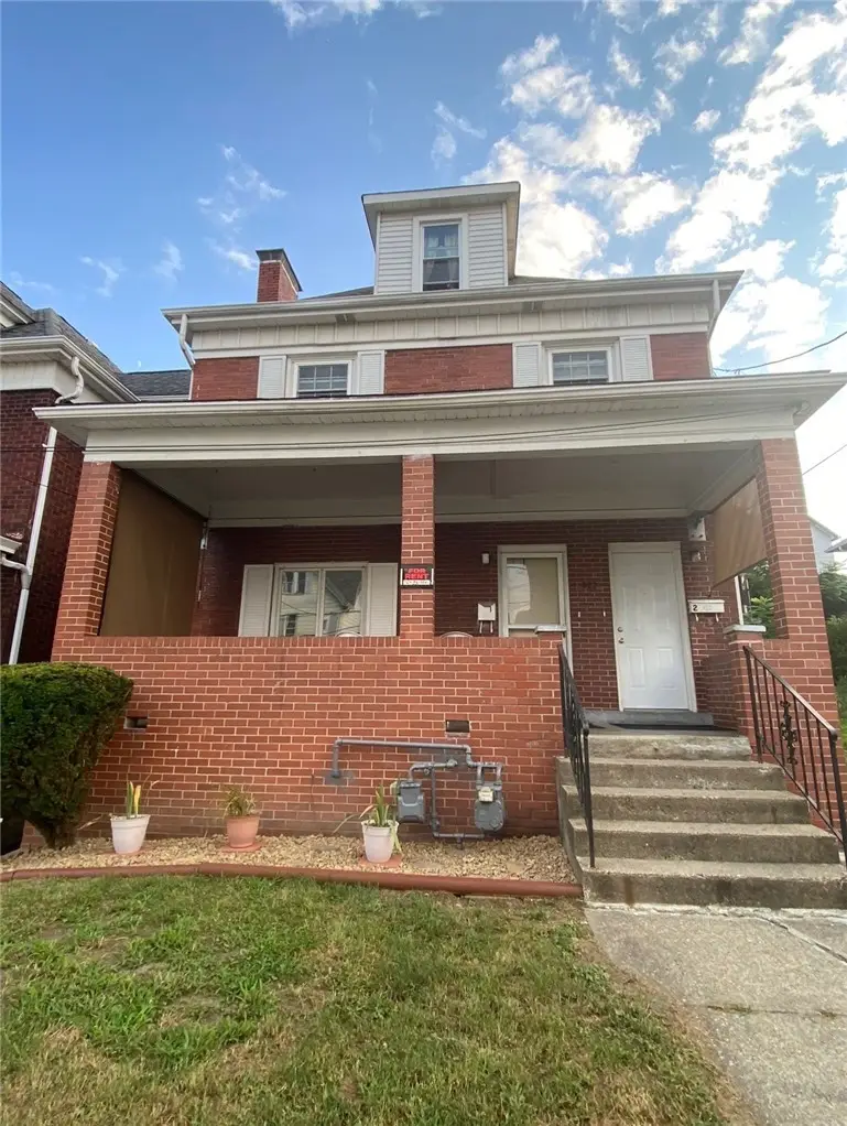 522 Patton Ave, Jeannette, PA 15644 - #1