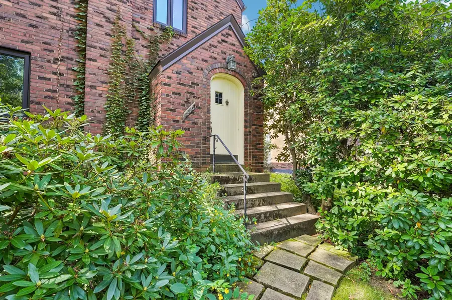 256 Cascade Road, Pittsburgh, PA 15221 - #2