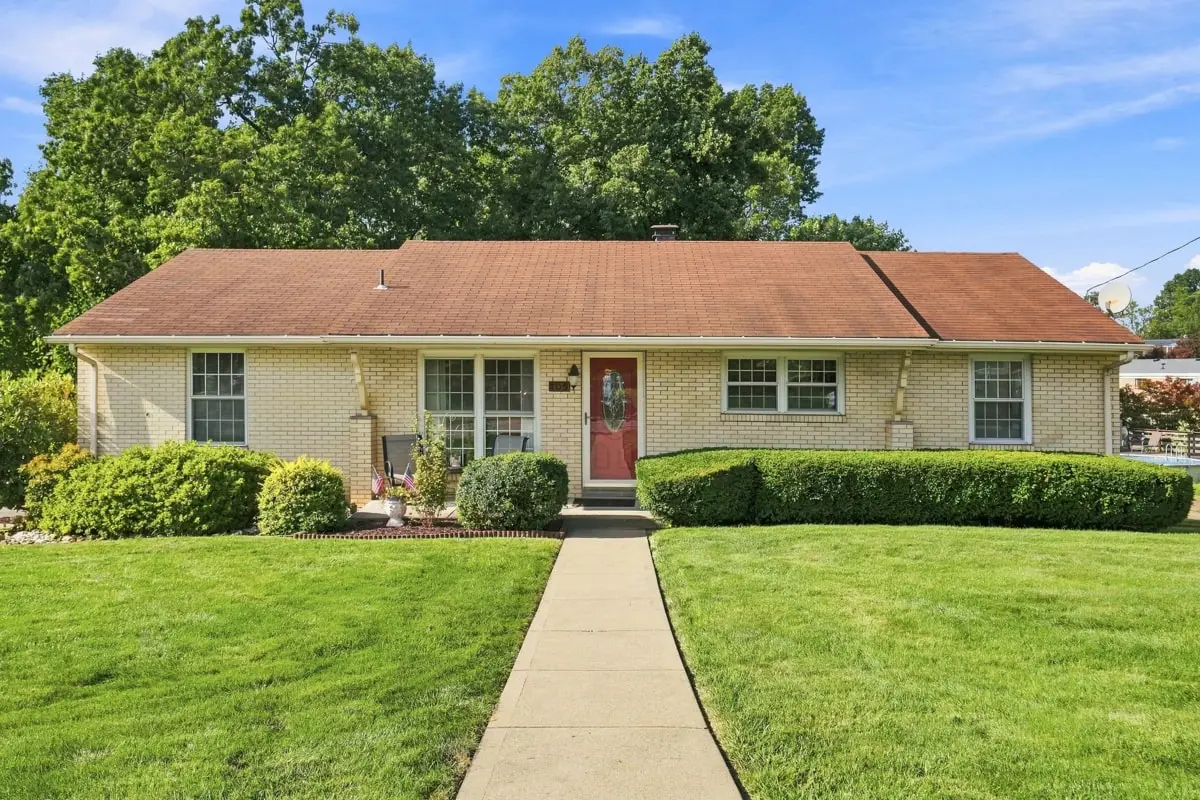 105 Louis Court, McKees Rocks, PA 15136 - #1