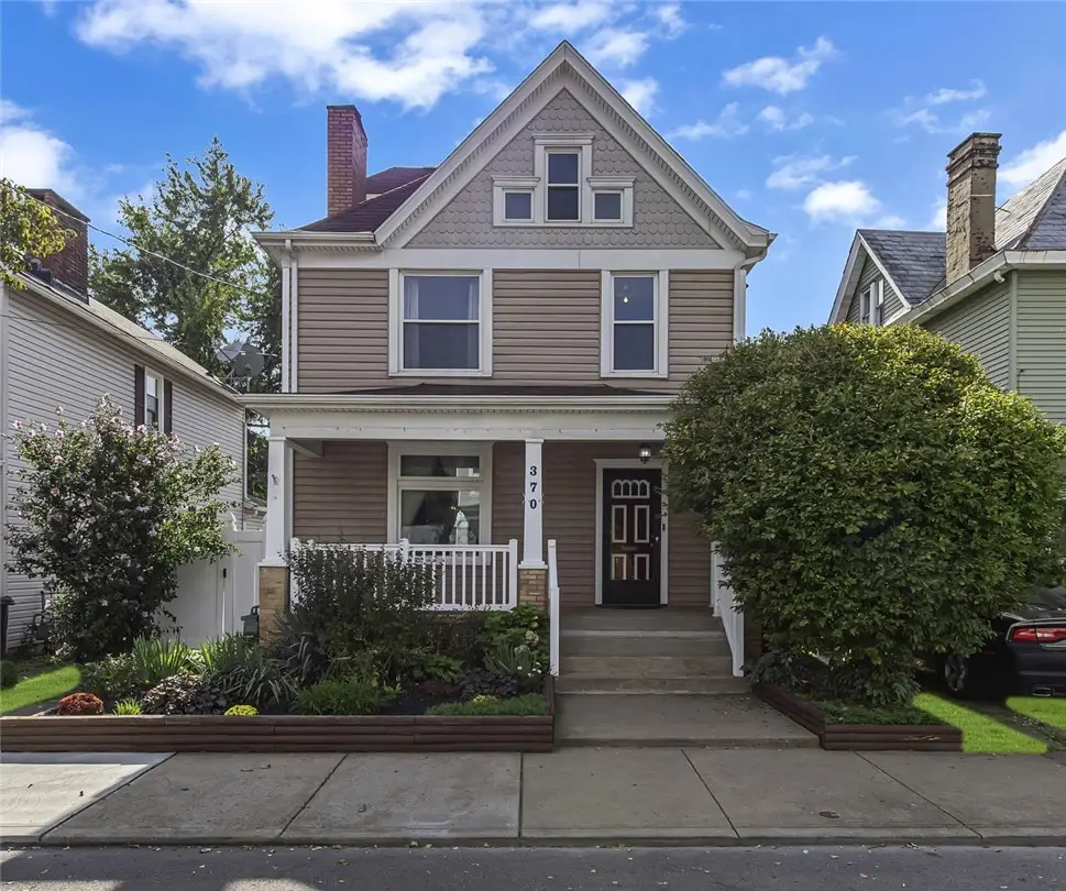 370 Ohio Ave, Rochester, PA 15074 - #1
