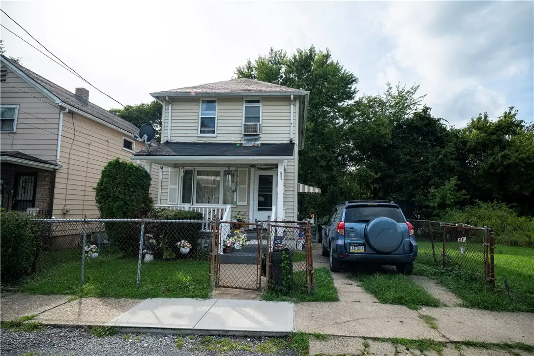 313 Spaulding St, Aliquippa, PA 15001 - #1
