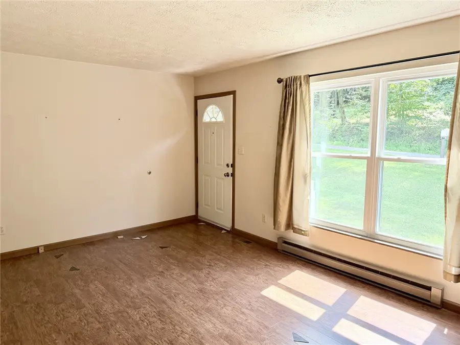 96 Caldwell Ave, Portage, PA 15946 - #2