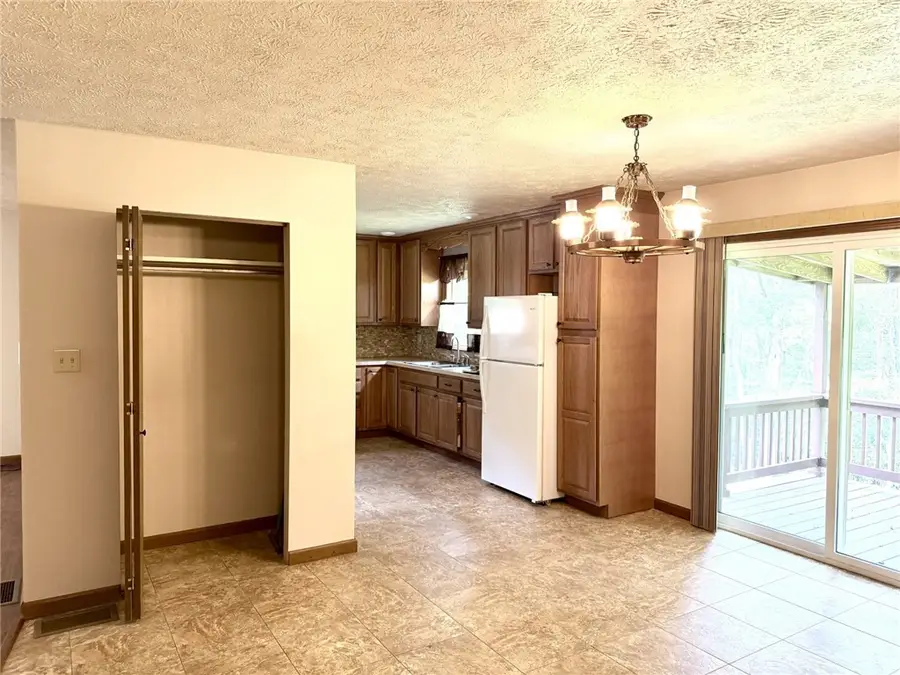 96 Caldwell Ave, Portage, PA 15946 - #3