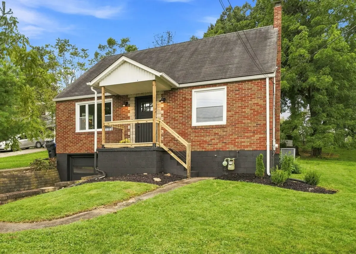 2060 State Rte 130, Jeannette, PA 15644 - #1