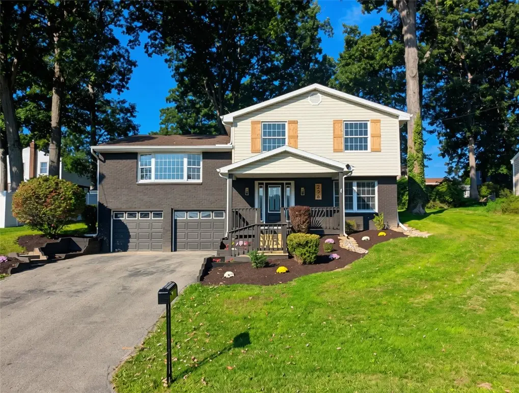 226 Havenhill Dr, Butler, PA 16001 - #1