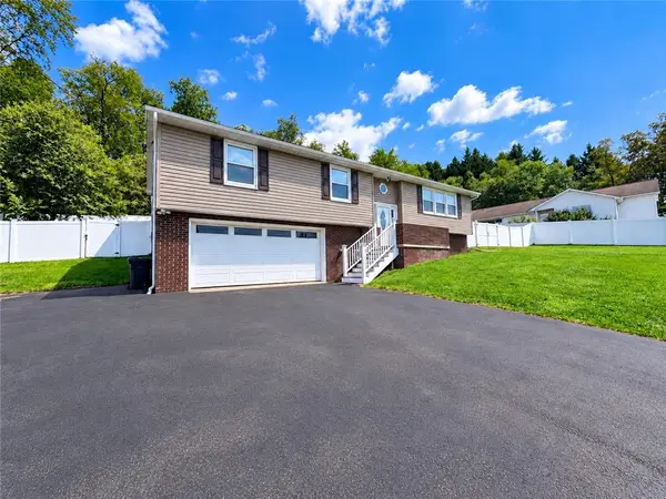 7449 National Pike, Uniontown, PA 15401