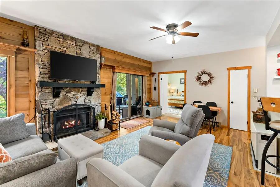 2305 Swiss Mountain Dr, Champion, PA 15622 - #2