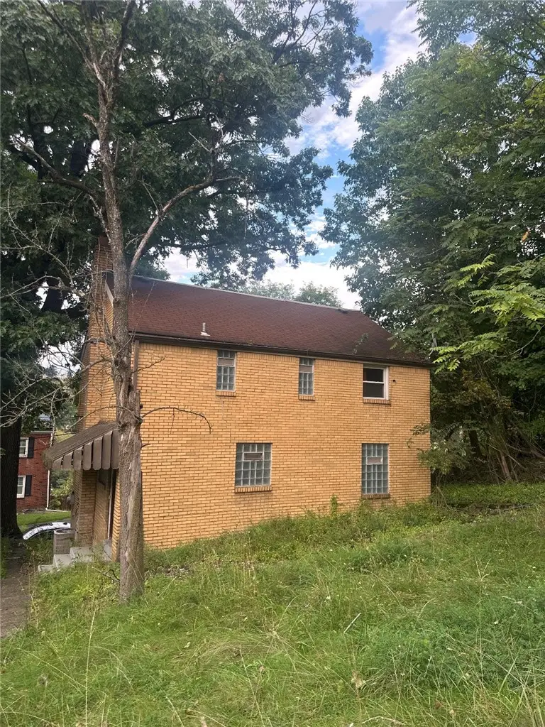 1180 Ridge Ave, Braddock, PA 15104 - #2