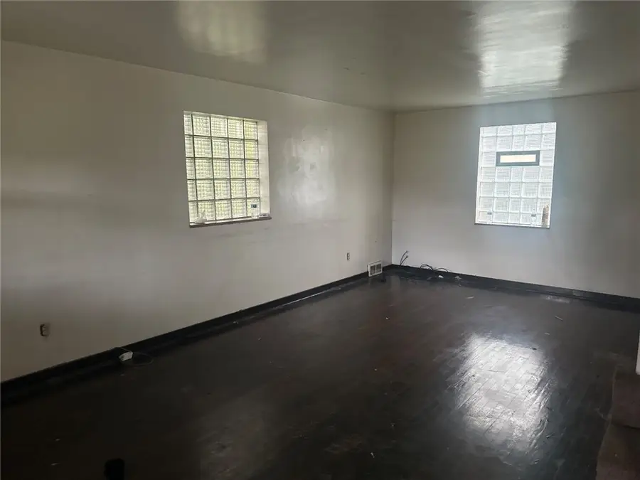 1180 Ridge Ave, Braddock, PA 15104 - #3