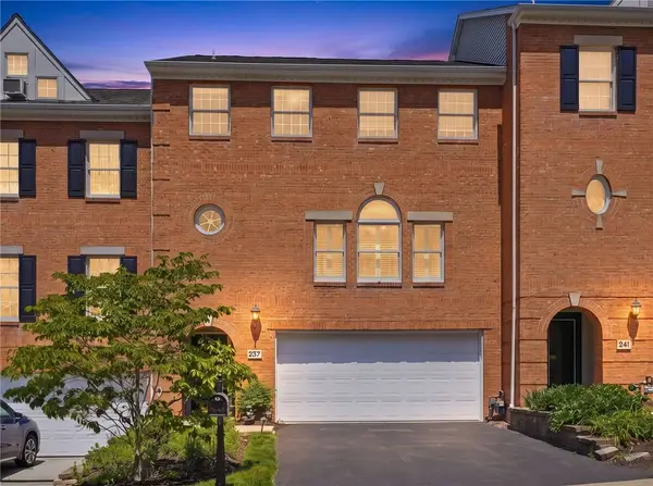 237 Merion Drive, Pittsburgh, PA 15228